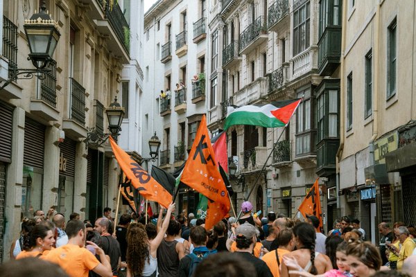 Explorez les avantages d"une spécialisation en gestion de la qualité de l"eau dans l"industrie textile !